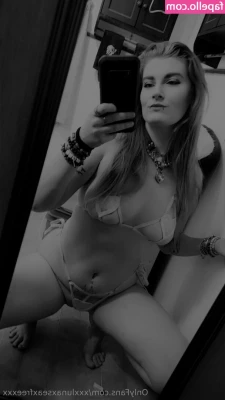 xxxlunaxseaxfreexxx - Just a lil something to start the day 🤗🙈
