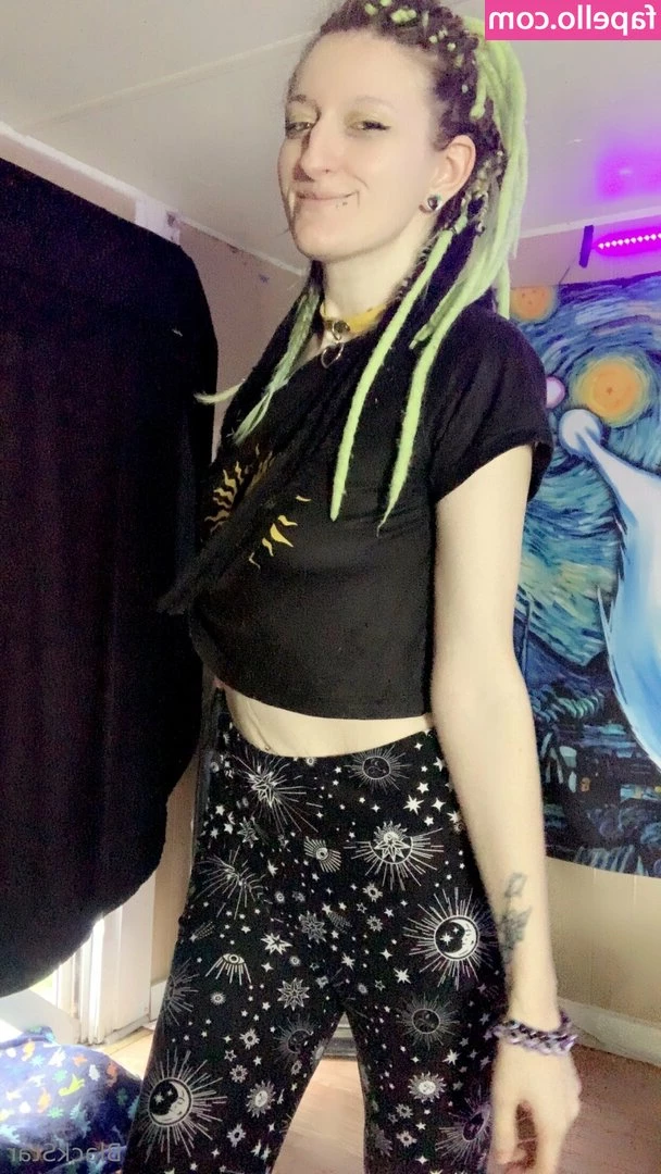 tiffy_blackstar [ tiffy-blackstar ] - Play with me in my car