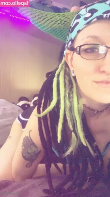 tiffy_blackstar [ tiffy-blackstar ] - Vidéo matinale pour mes abonnées  slave  soumis  adorateurs