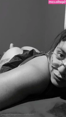 aguschiquero - I love to make this ass jiggle for you