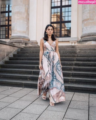 Nilam Farooq - breed me?