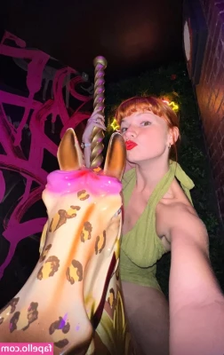 Darcie_Louise_Model [ darcie-louise-model ] - Let's make love on the kitchen...mmm juicy💋💋