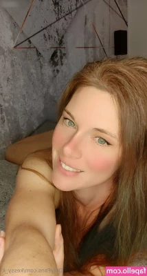 Kessy_K [ kessy-k ] - Feets  butt  tits