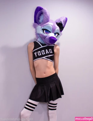 kendywuff - I love how willing many of you are to humiliate yourself  debase