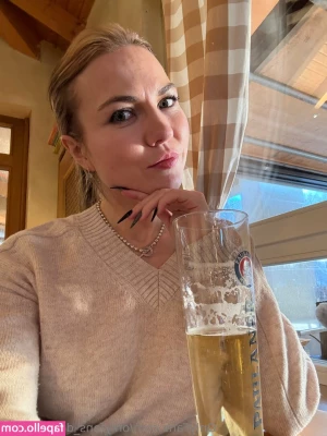 onlyfans_deutschland [ onlyfans-deutschland ] - Amanecí con ganas de una buena verga