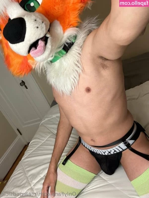 creamedsicle - can I wear this on our beach date?🥵