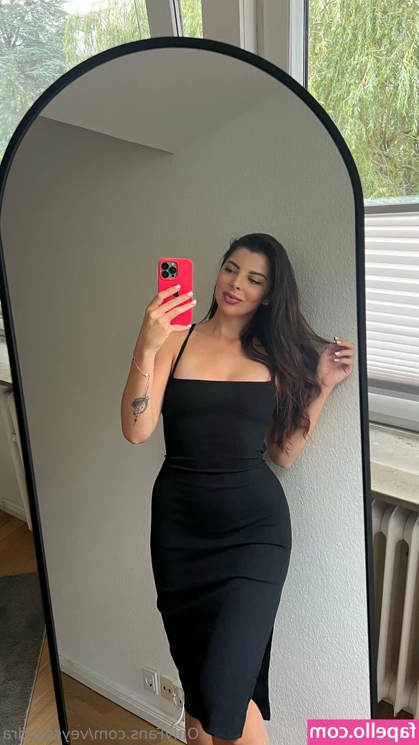 veyssandra - Face DOWN  Ass UP