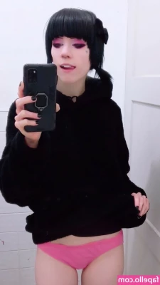 Sugarmucus - Craving a rough fuck session
