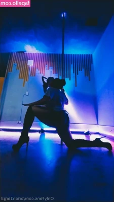 latynacurbixxx - Do you wanna hold these instead? 😈