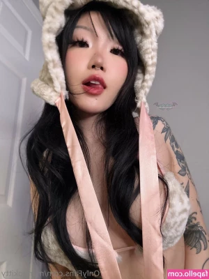 Mvngokitty [ mvngokitty-17 ] - Isn t she   Y-U-M-M-Y