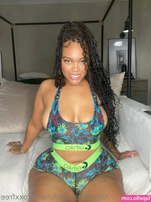 chaanelfoxxxx - Basically a Literal Dream…