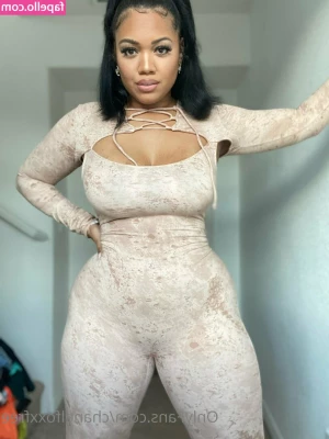 chaanelfoxxxx - Dropping a Video soon
