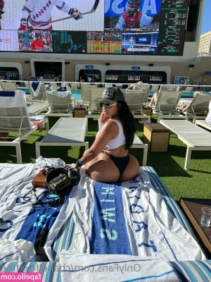 chaanelfoxxxx - ❗️Free Subscription❗️Hot student who likes to masturbate on