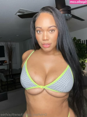 chaanelfoxxxx - Like big dicks inside you