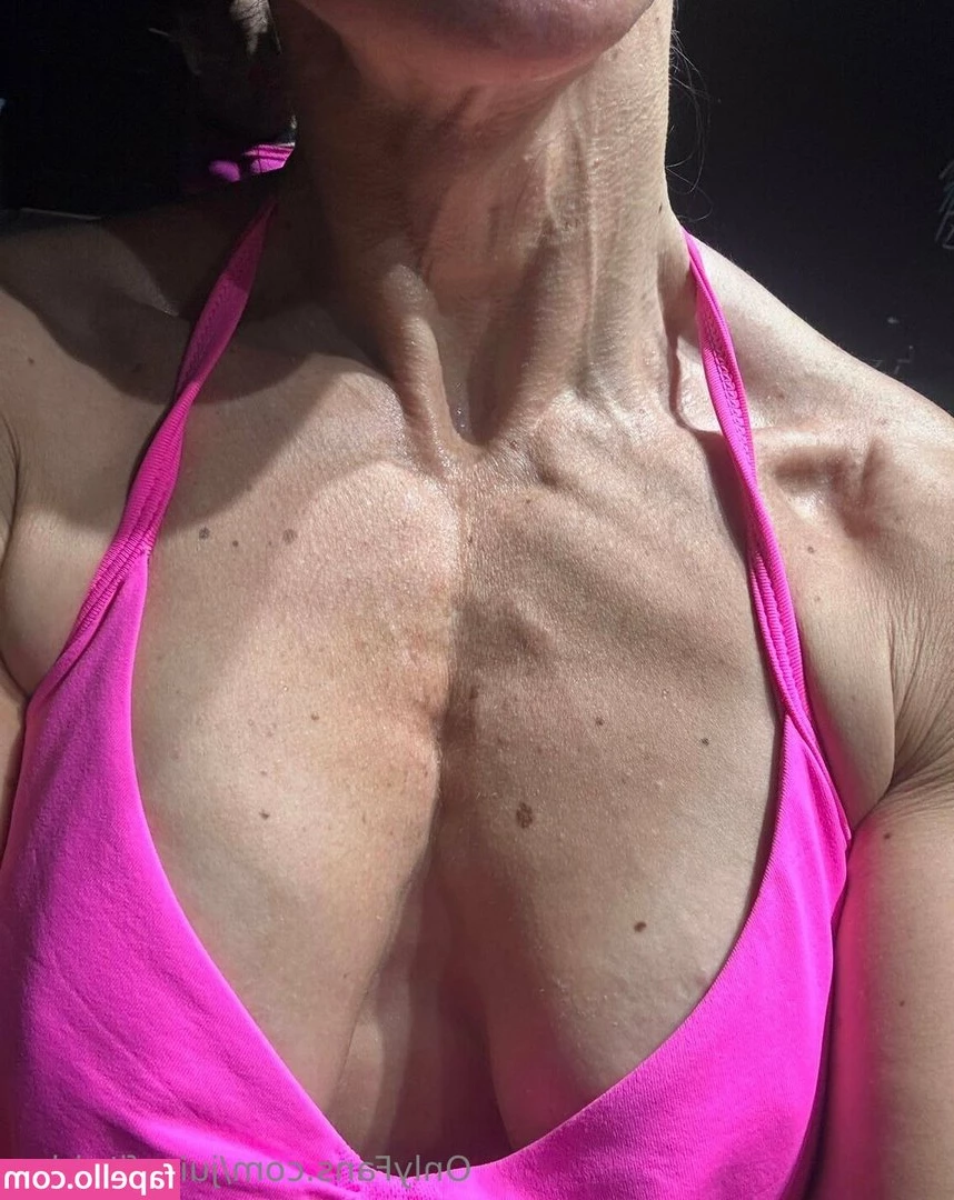 juicyfitgirlxx - La puissance en une photo
