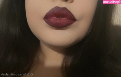 linalush - Peeking out
