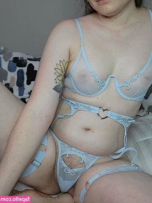 misspeachybun - Little naked goddess