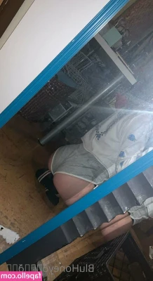 blufire999 - Get a peek in :)