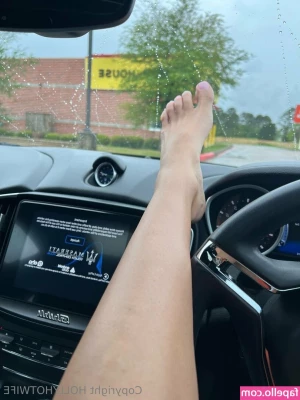 hollyhotwife [ hollyhotwife-1 ] - How deep do you think it is