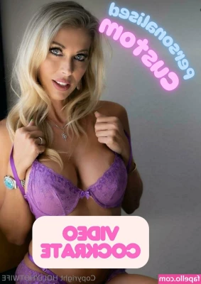 hollyhotwife [ hollyhotwife-1 ] - Me encanta usar este tipo de ropa interior