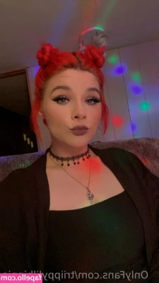 triippylilhippie - halloween livestream today at 5pm pst😈👻
