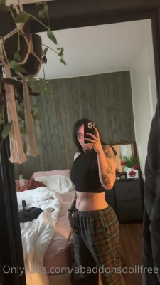 abaddonsdollfree - do you like the tease?