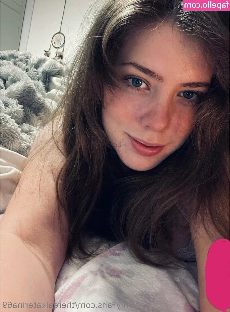 therealkaterina69 - When I wore braces, my smile looked really nice, don't you agree?