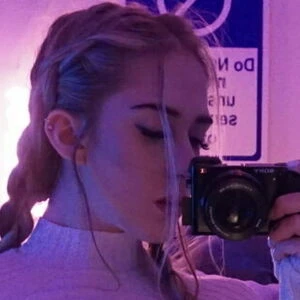 skyyroseee