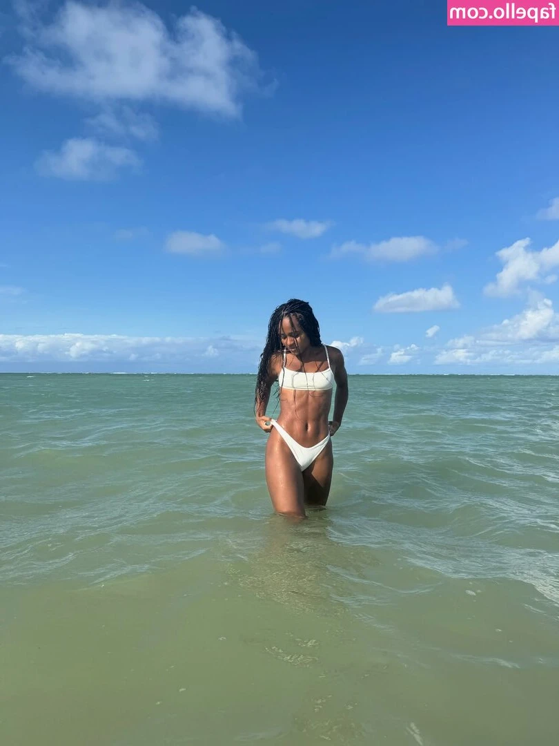 Duda Santos [ duda-santos ] - do you like my lingerie body?  spent a lot of time with my family the