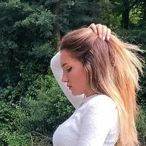 Selen Şenal