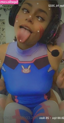 Hellazebra - Available for chat tonight so get those tributes ready :)