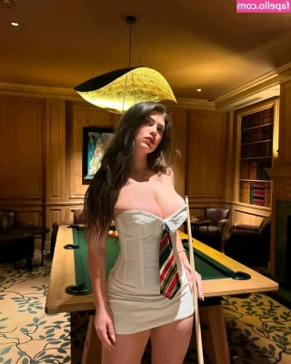 Colleen Sheehan [ colleen-sheehan-58 ] - Hope you re enjoying the view