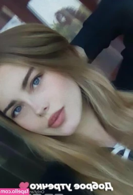asyaasya - I stared at my ass in these for about 30 seconds straight, tbh.