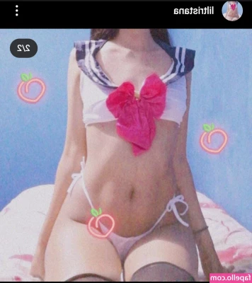 Lilywaifu - some pole dancing hmm  x