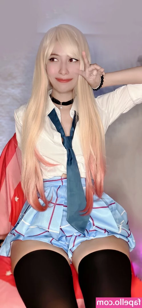 Lilywaifu - Honey, will you help me unzip this pretty skirt to see what's