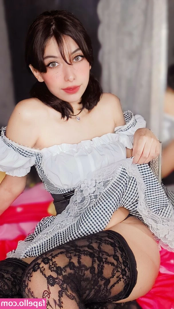 Lilywaifu - how do you like this photo