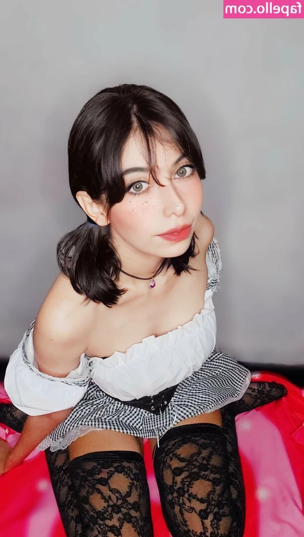 Lilywaifu - Hair touch-up / love you guys!