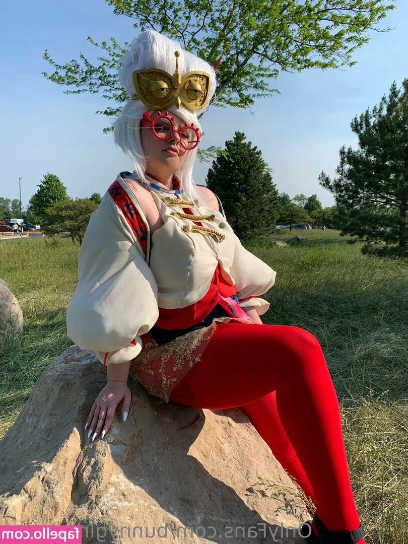 bunnygirlcosplay - if you see this, message me ;)