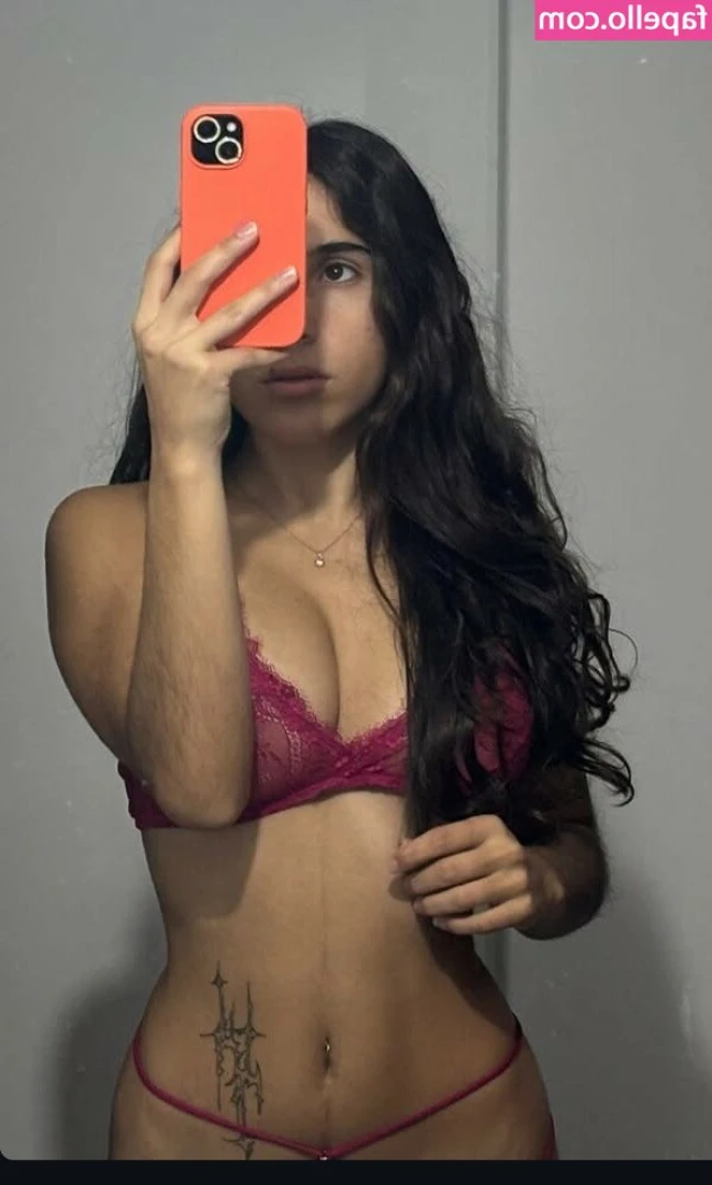 Martina Guerra [ martina-guerra ] - Eggs timeee!🐰🐰🐰