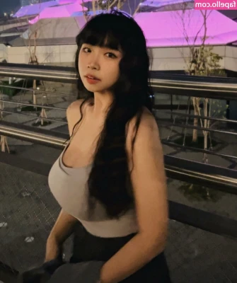 ___annann [ annann ] - Im at the anniversary of a brewery I really like  I'll reply to