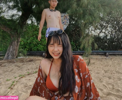 ___annann [ annann ] - LOL guys I just noticed I’m doing the EXACT same pose in these very