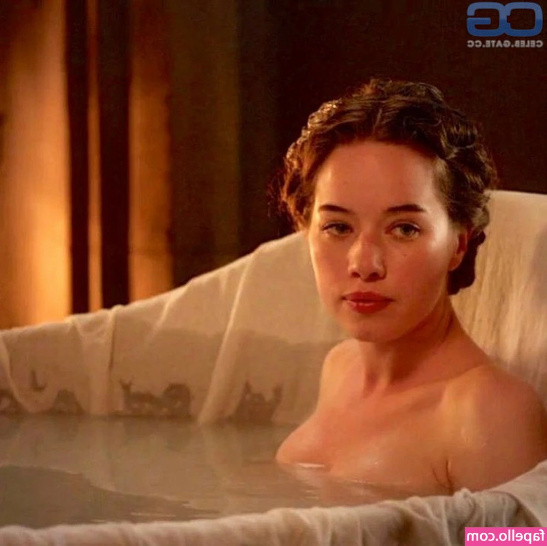 Anna Popplewell - Come get a taste 👅💦
