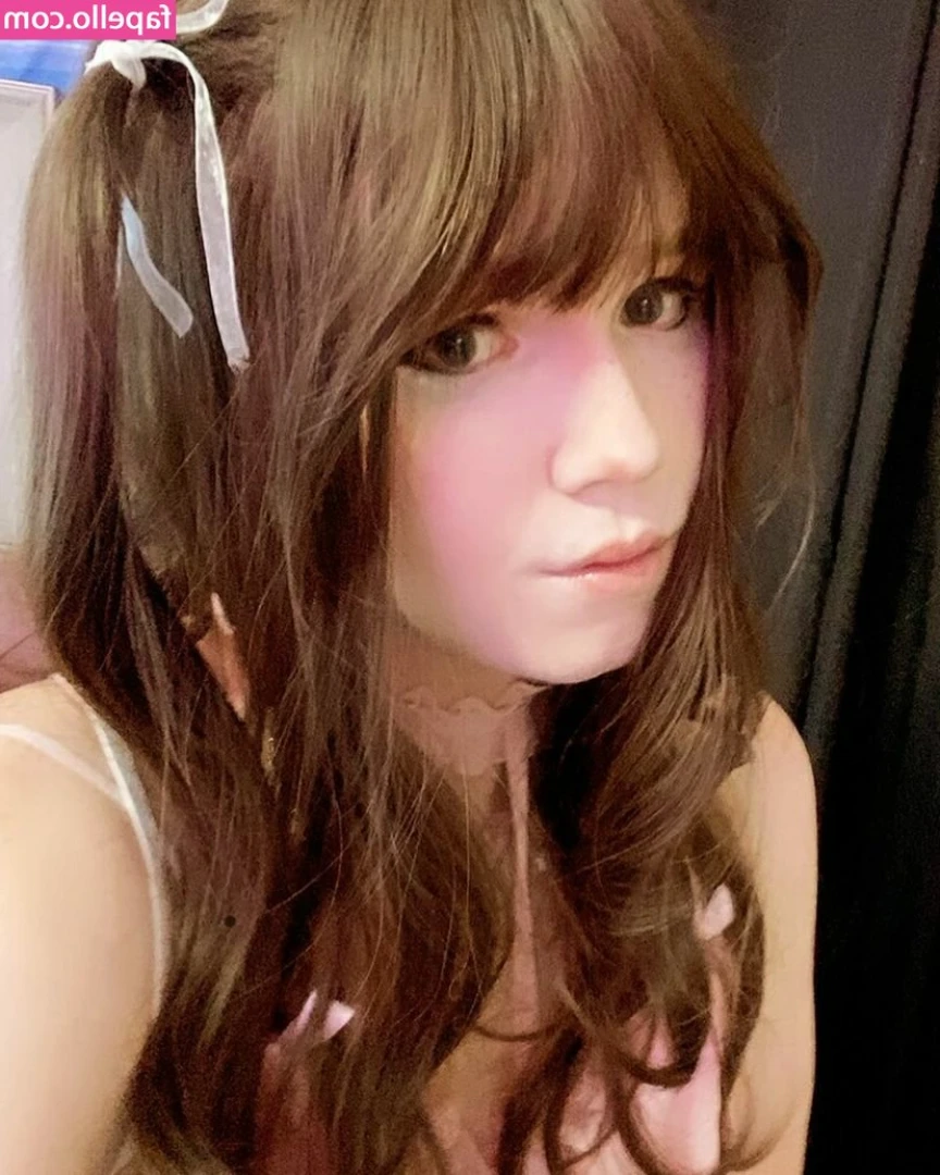 Onyushka - No makeup nudes for you all 🖤  Today is a holiday here in the US