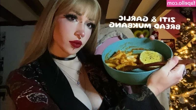FlodaASMR - I have the worst case of the Monday s and would like to be spoiled