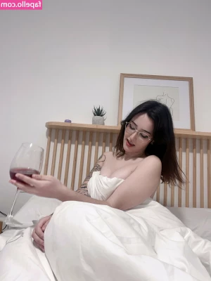 Nyukix - sweet barbiee   What kind of blowjob do you like  Sloppy or deep