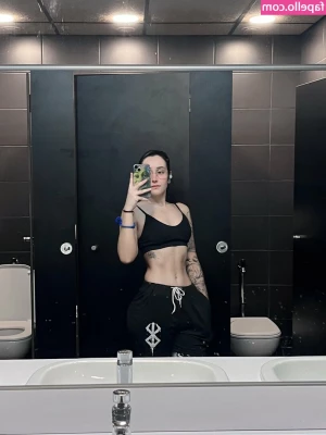 Nyukix - I pumped my boobs up to level 6   Look how big they are