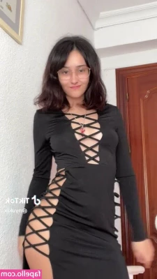 Nyukix - Oh hello 😉 Do you like my outfit? ❤️🖤