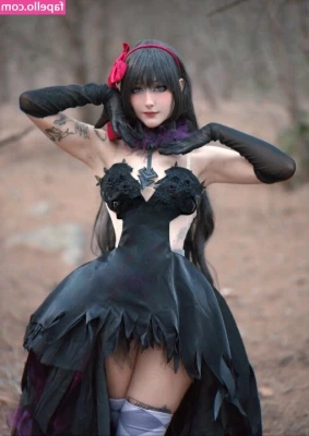 Nyukix - Like this if my ass would stop you in your tracks.