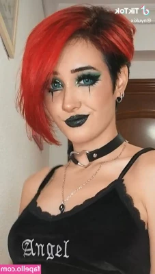 Nyukix - Getting my  MONSTADICK handled by SlimChcolate5 I enjoy when sucking
