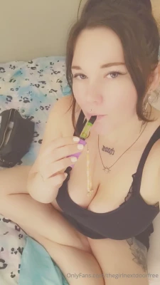 thegirlnextdoorfree - Necesito una ayuda extra vienes